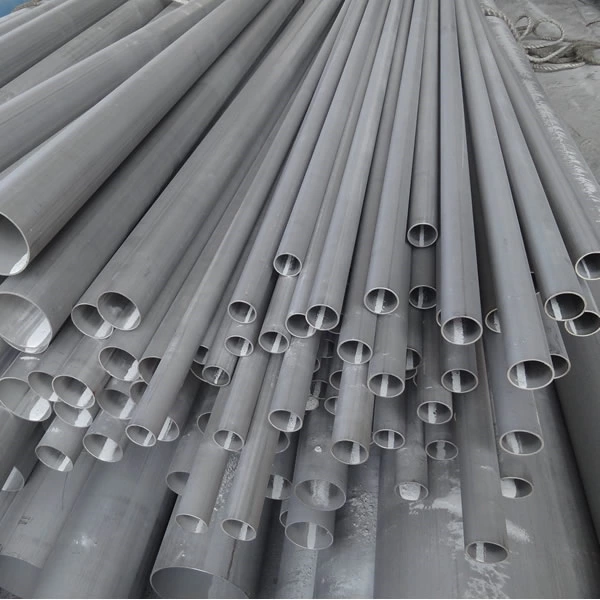 SS304 Stainless Steel Welded and Seamless Tube/Pipe